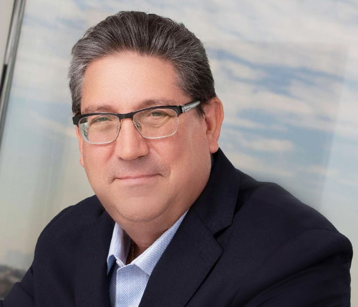 Picture of Guy Glaser